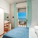 Hotel Odeon 3*