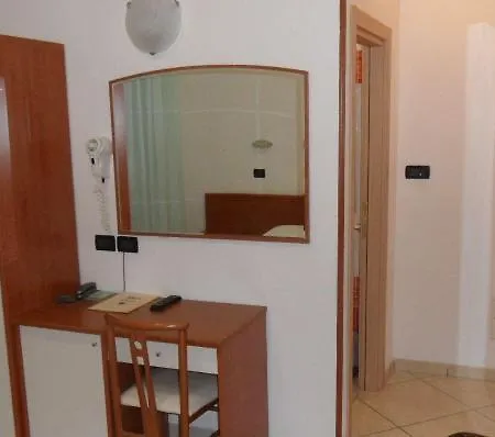 Odeon Hotel 3*