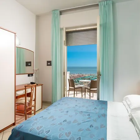 Hotel Odeon 3*