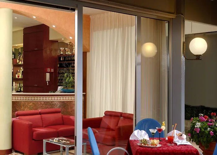 Hotel Odeon 3*