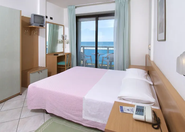 Hotel Odeon 3*