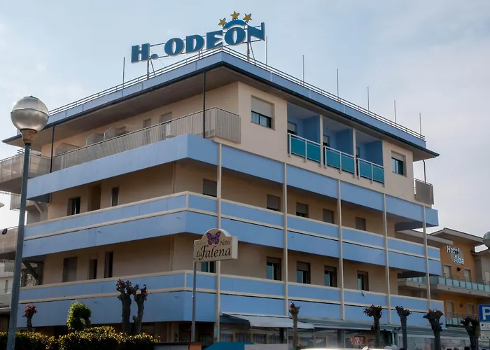 Odeon 3* קרביה